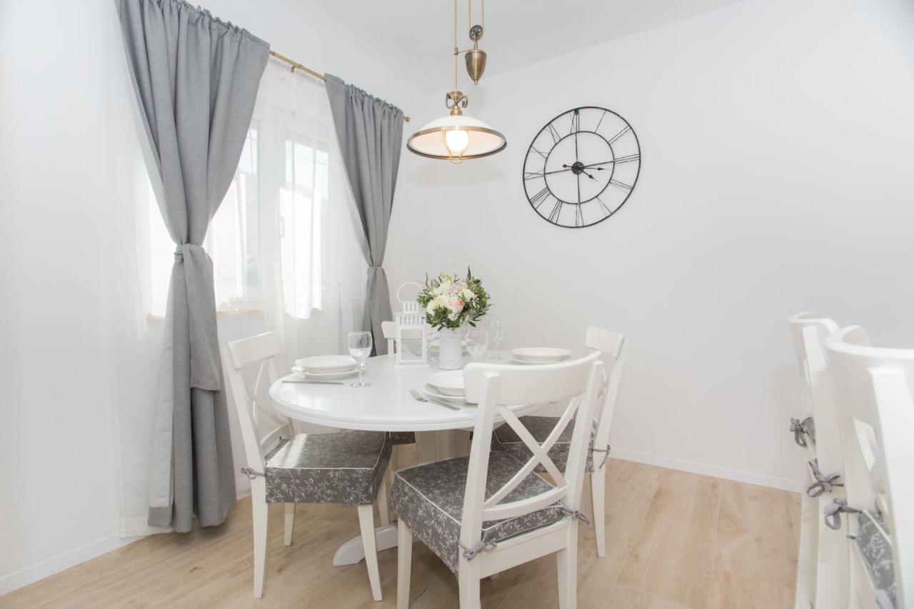 Apartman Slavice Šibenik Екстериор снимка